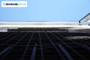 siatki dla kota krakow, zabezpieczenie balkonu przed wypadnieciem kota, montaz siatek sobieskiego 10